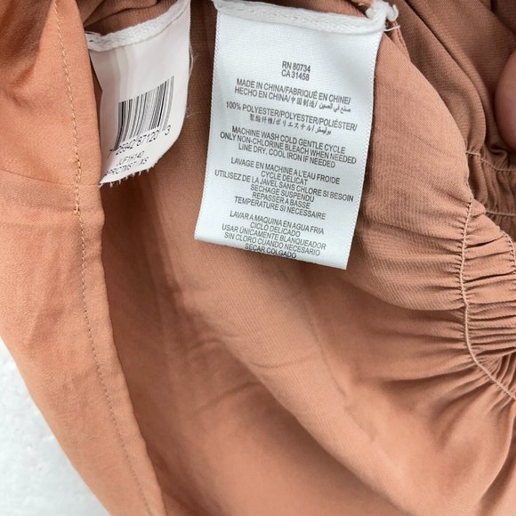 BCBGMAXAZRIA Peach Satin Like V-neck Blouse Size XS - Picture 2 of 6